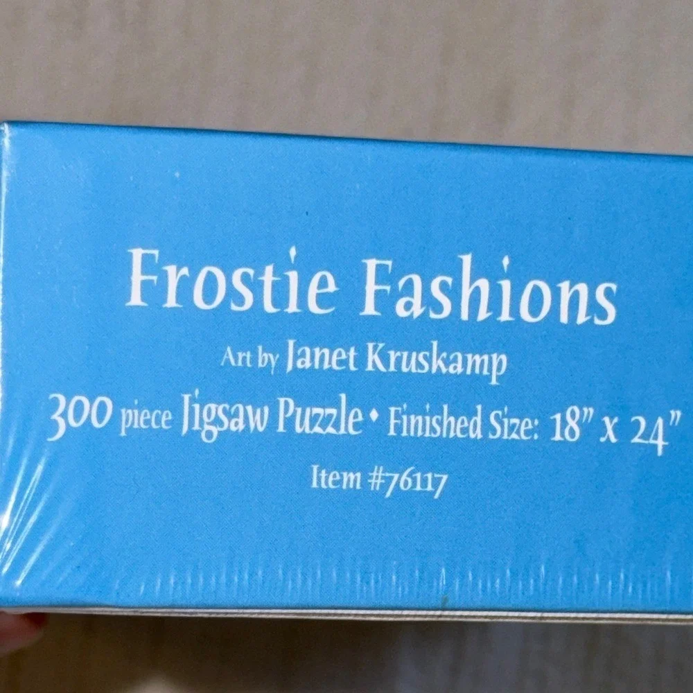 SunsOut Frostie Fashions Janet Kruskamp 300 Piece Jigsaw Puzzle Christmas 76117